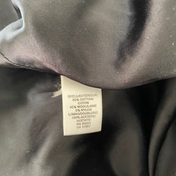 Banana Republic Black & White checked coat - Picture 5 of 6